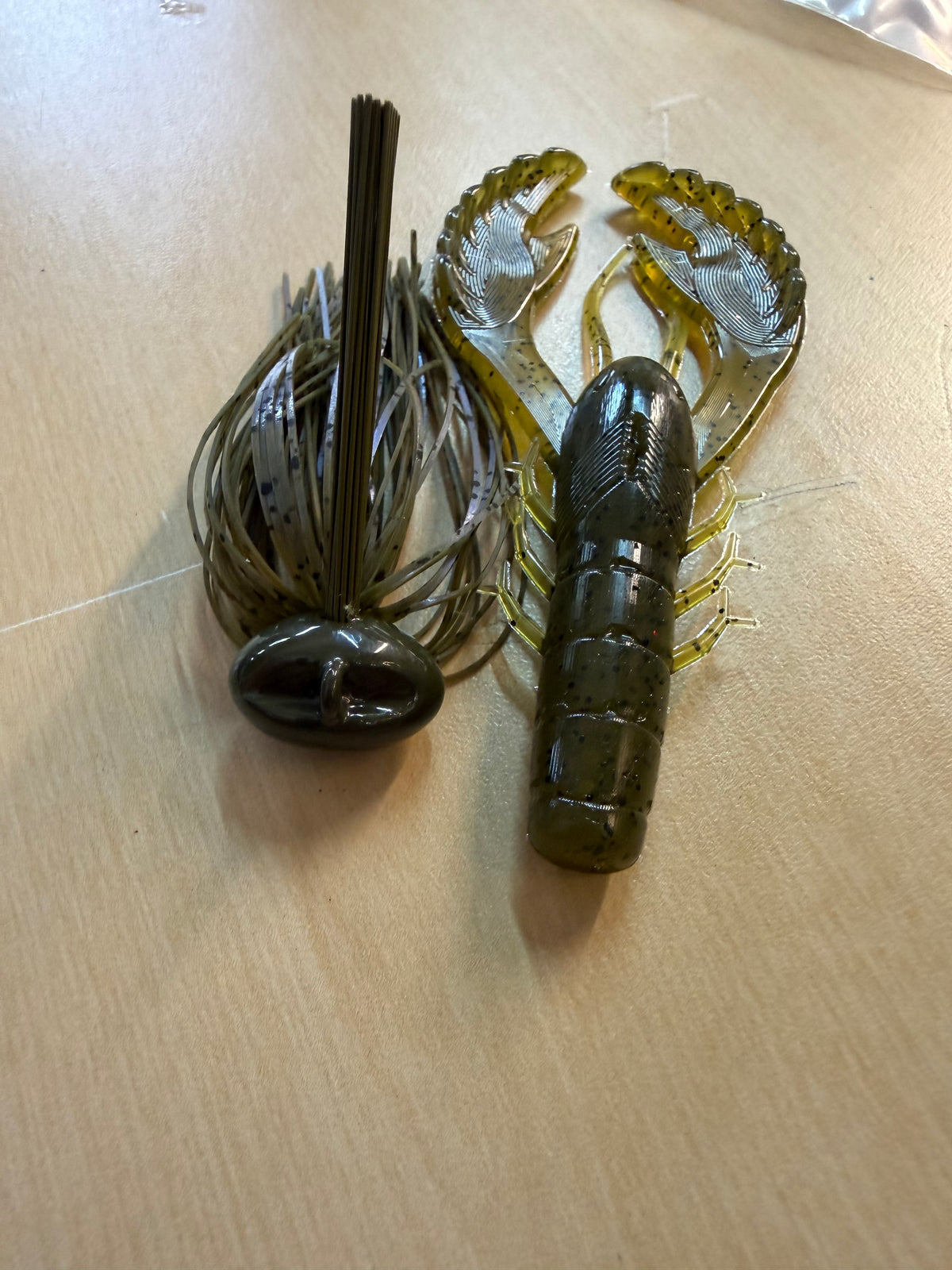 Ledge Hammer™ Football Jig + color matched Craw